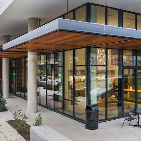 Airy And Open Corner Loft - 92 Walkscore Redmond Extérieur photo